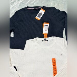 2 Tommy Hilfiger Women's Cable Knit Sweater white and navy blue